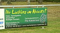 Fußballplatz-Banner